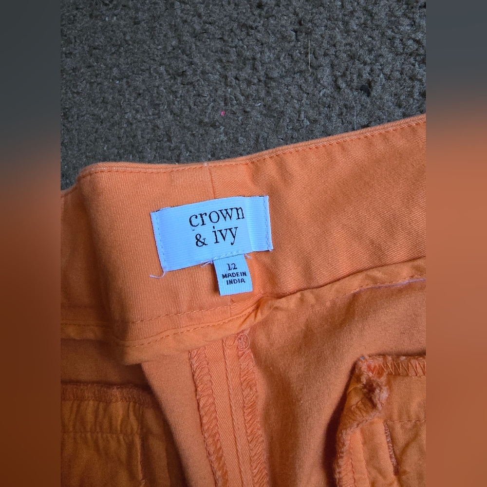 Crown & Ivy Coral Orange Scallop Shorts - Picture 2 of 6